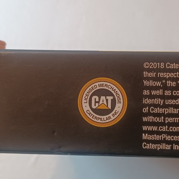 2018 CAT Builder-opoly Junior Board Game ; Caterpillar Inc. Licensed Merchandise - Picture 4 of 10